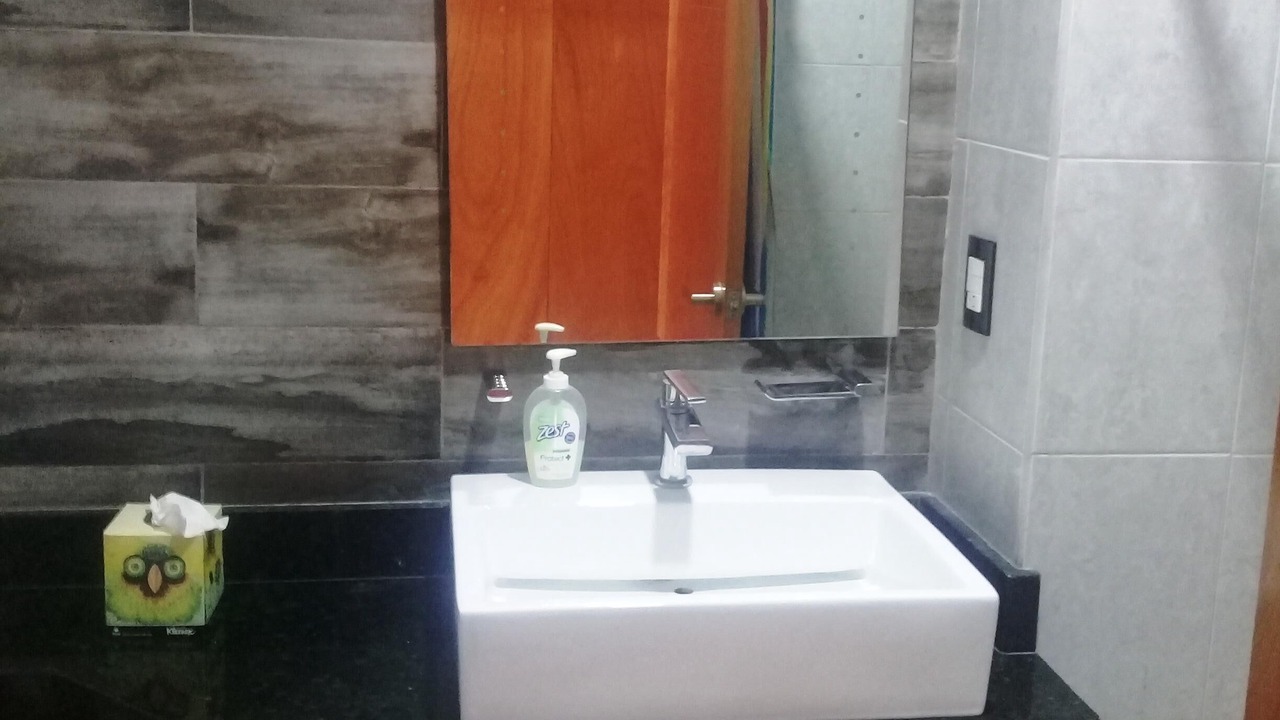 Photo of Bathroom in R