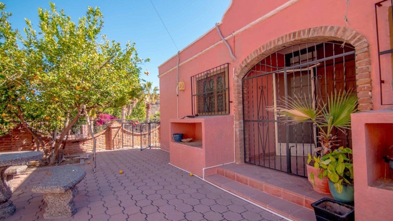 Photo of Patio Balcony in Sector Bahia