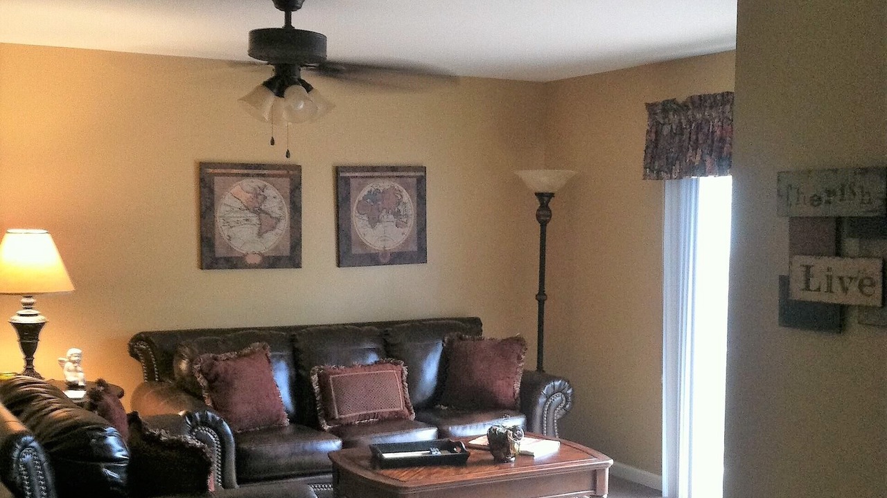 Photo of Livingroom in Rutherfordton