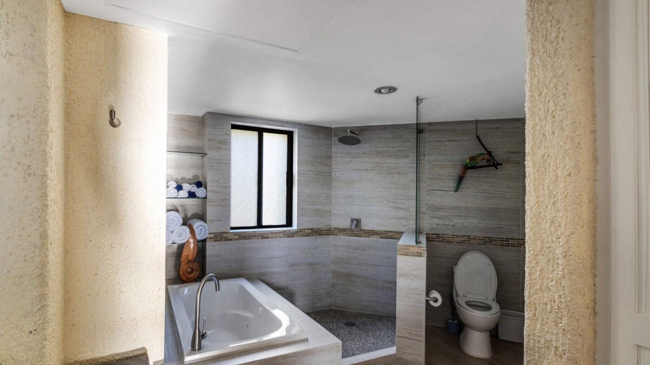 Photo of Bathroom in Cabo Bello