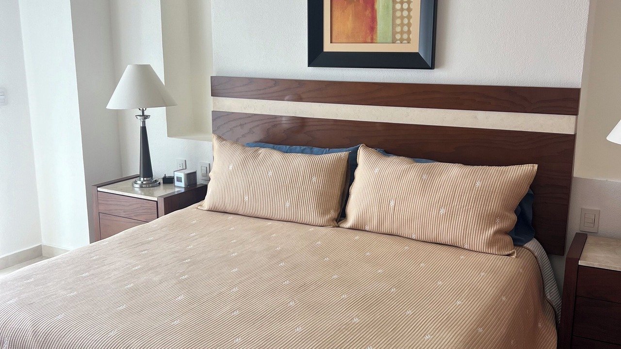 Photo of Bedroom in Romantic Zone