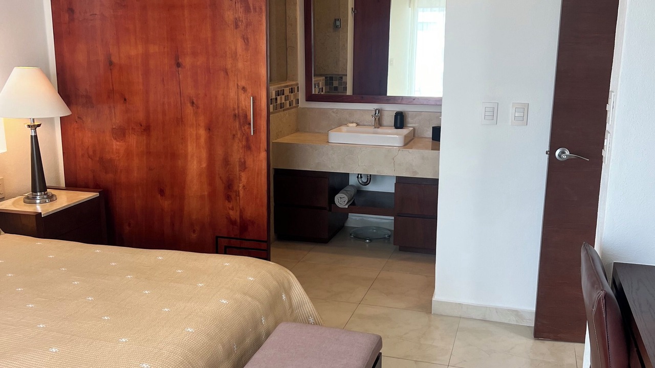Photo of Bedroom in Romantic Zone