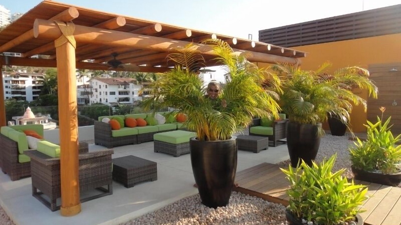 Photo of Patio Balcony in Romantic Zone