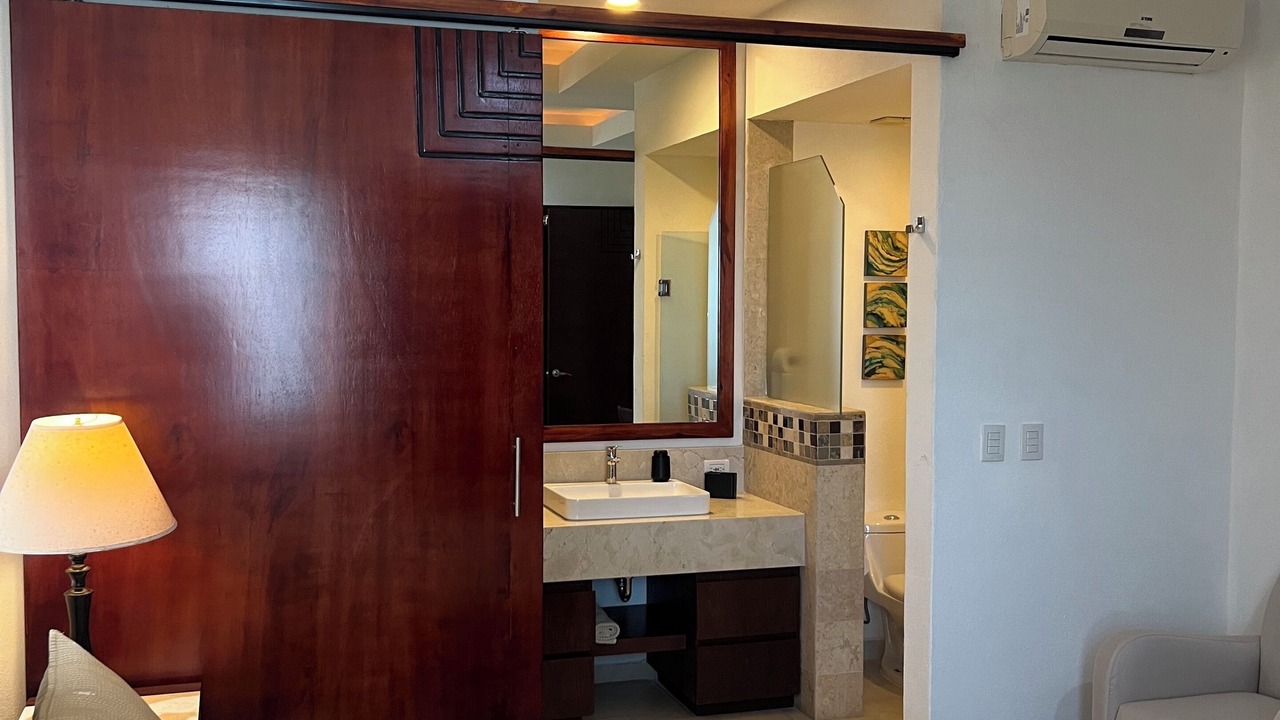 Photo of Bedroom in Romantic Zone