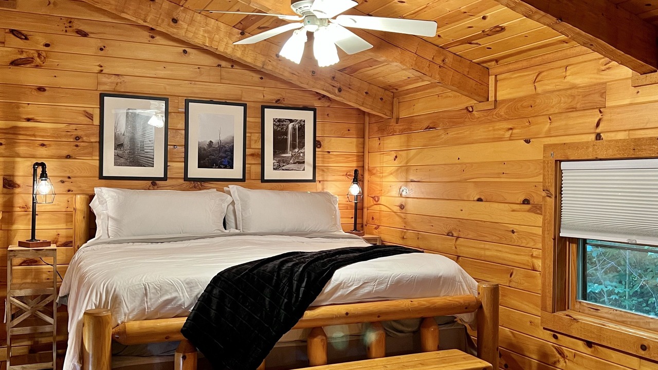 Photo of Bedroom in Sevierville