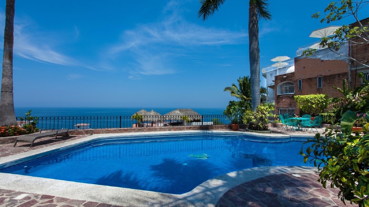 Photo of Outdoor in Romantic Zone