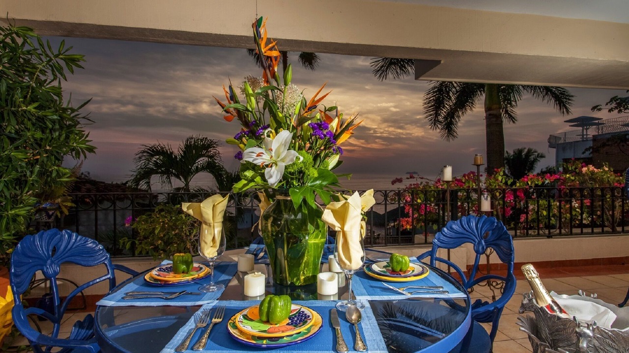 Photo of Outdoor in Romantic Zone