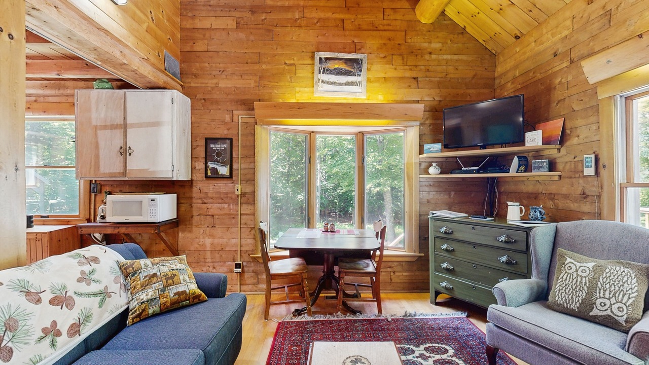 Photo of Livingroom in Beaver Cove