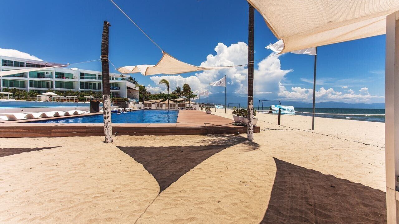 Photo of Outdoor in Flamingos