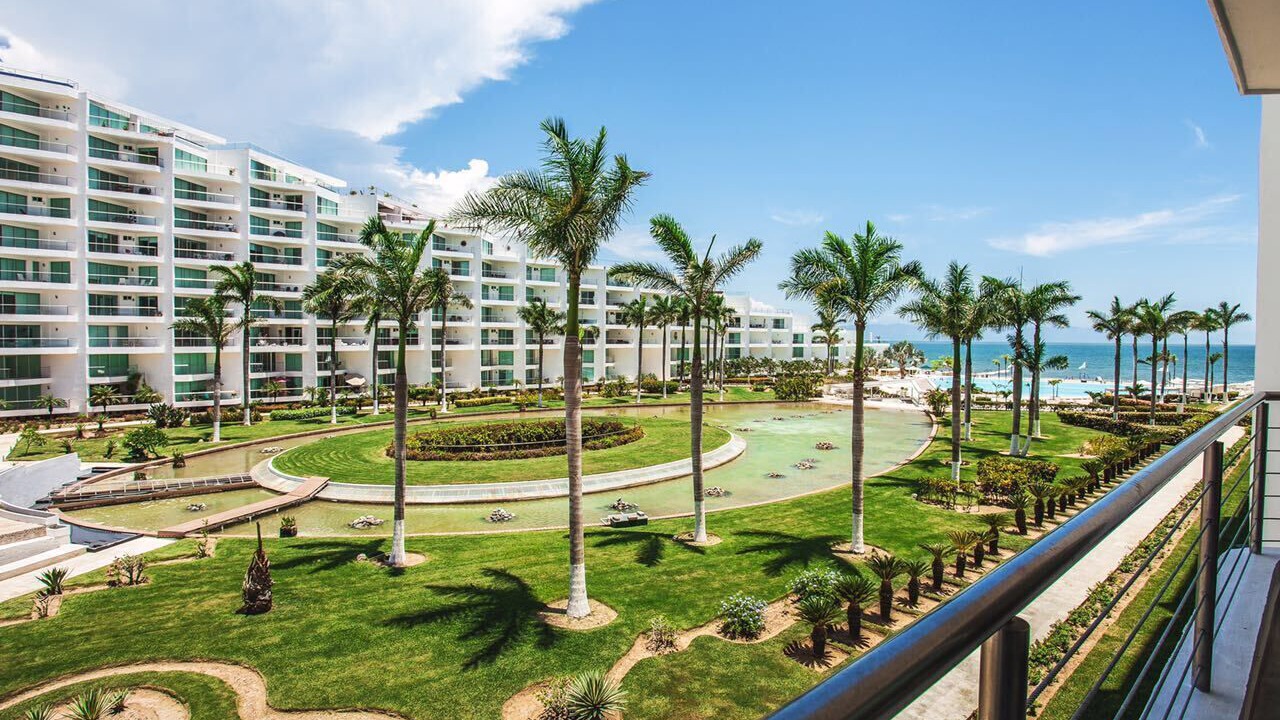 Photo of Outdoor in Flamingos