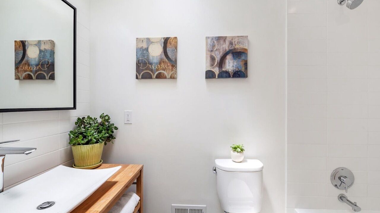 Photo of Bathroom in Southern Hills