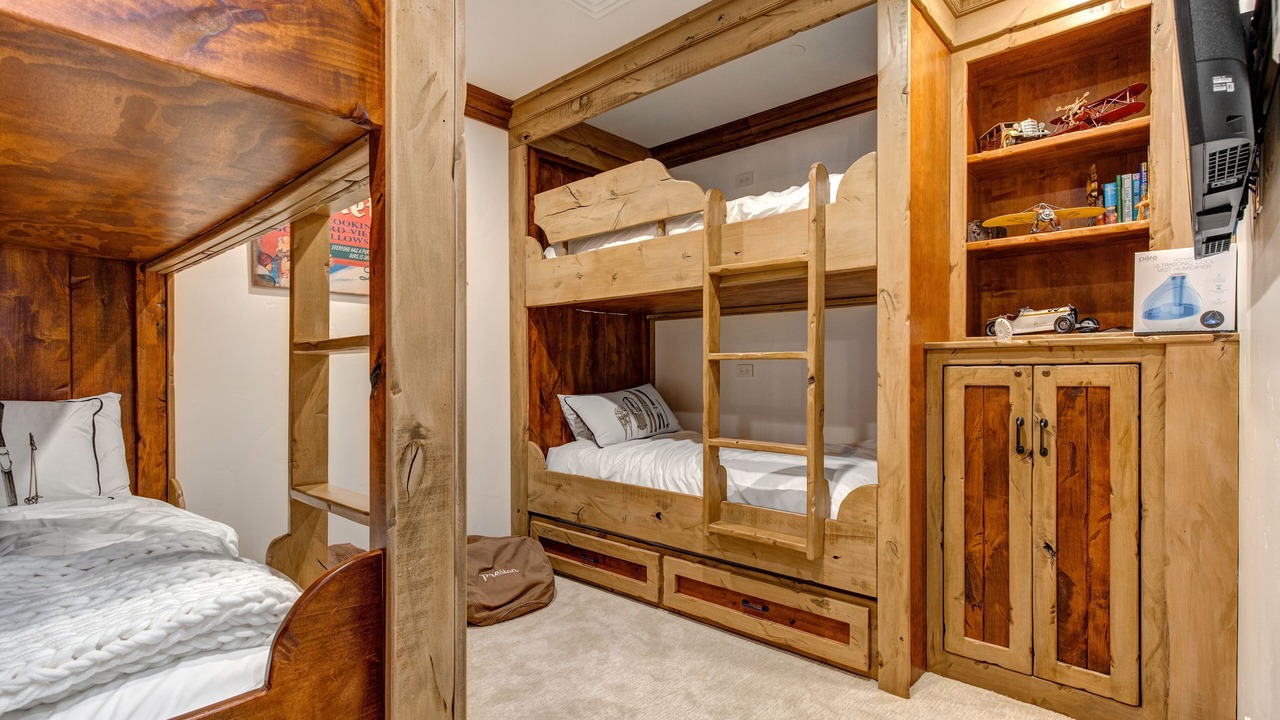 Photo of Bedroom in Empire Pass