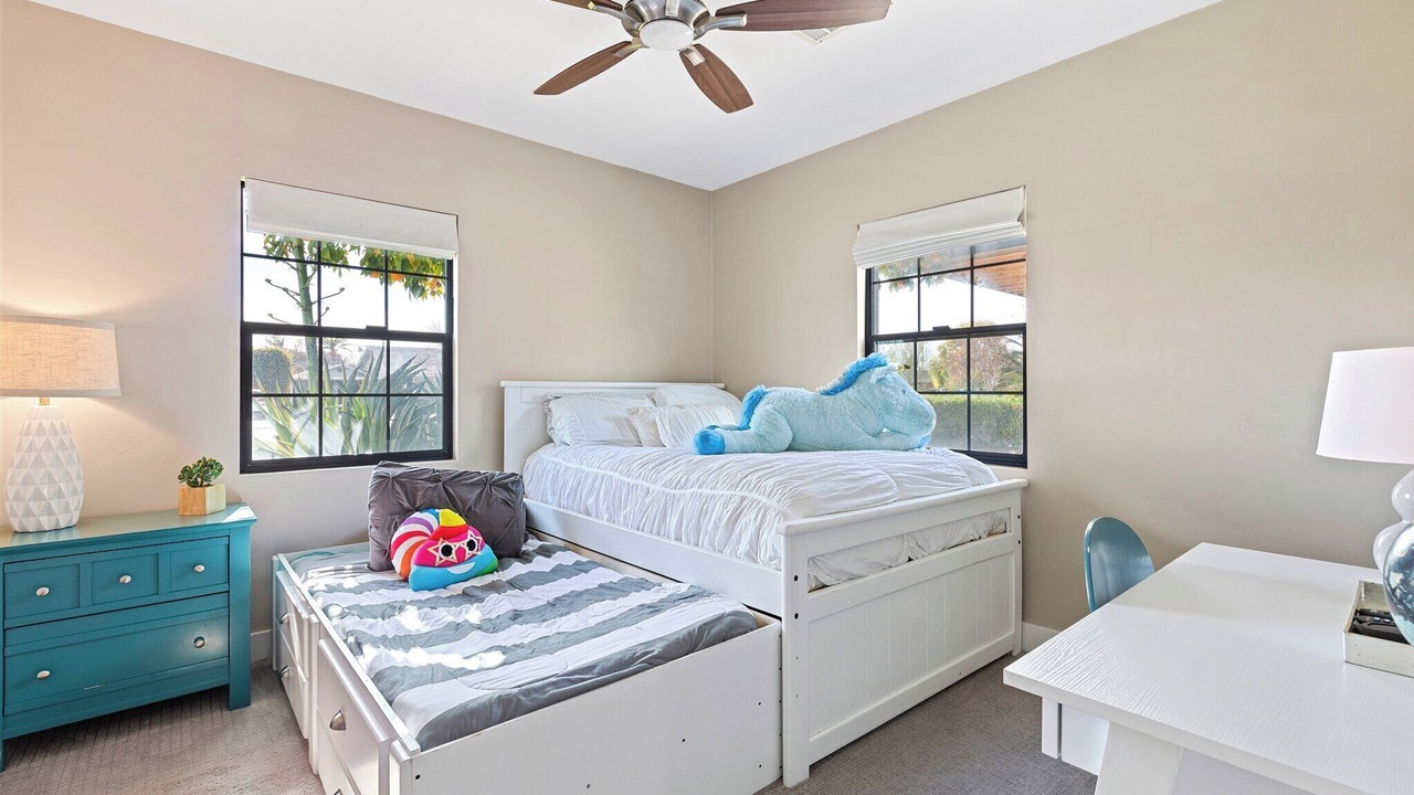 Photo of Bedroom in Pierson Place Historic District