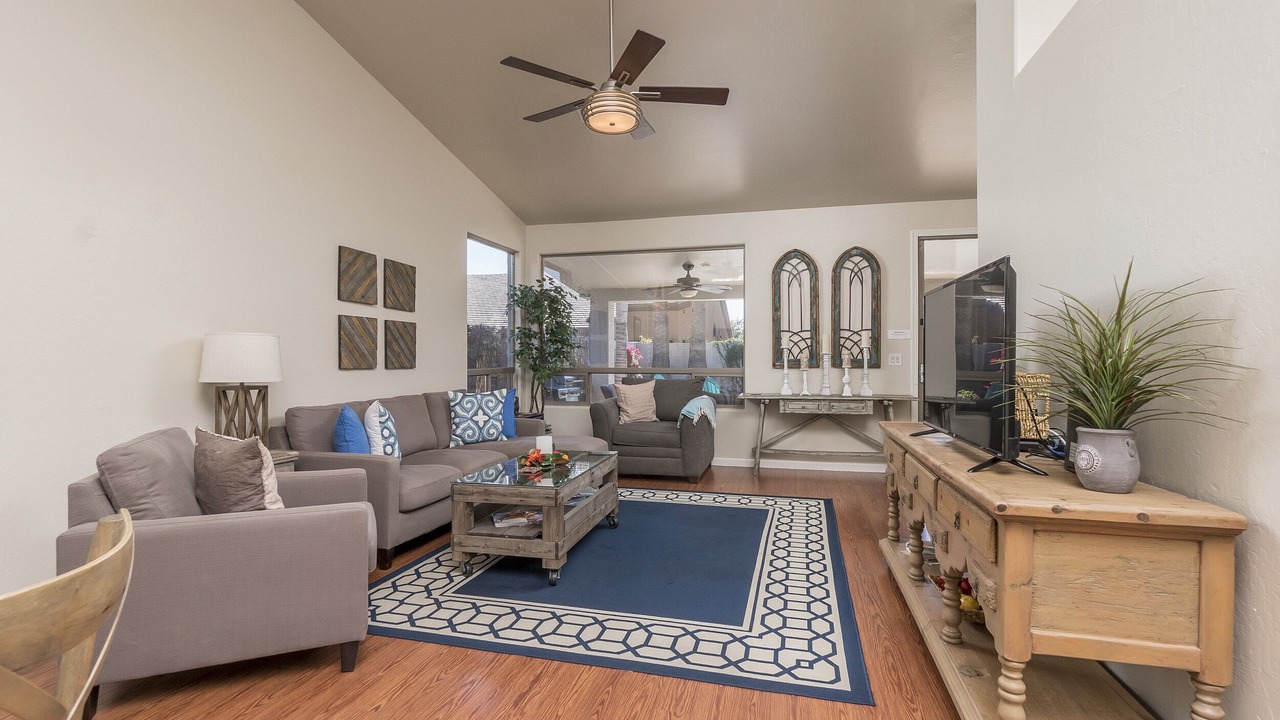 Photo of Bedroom in Paradise Valley Village