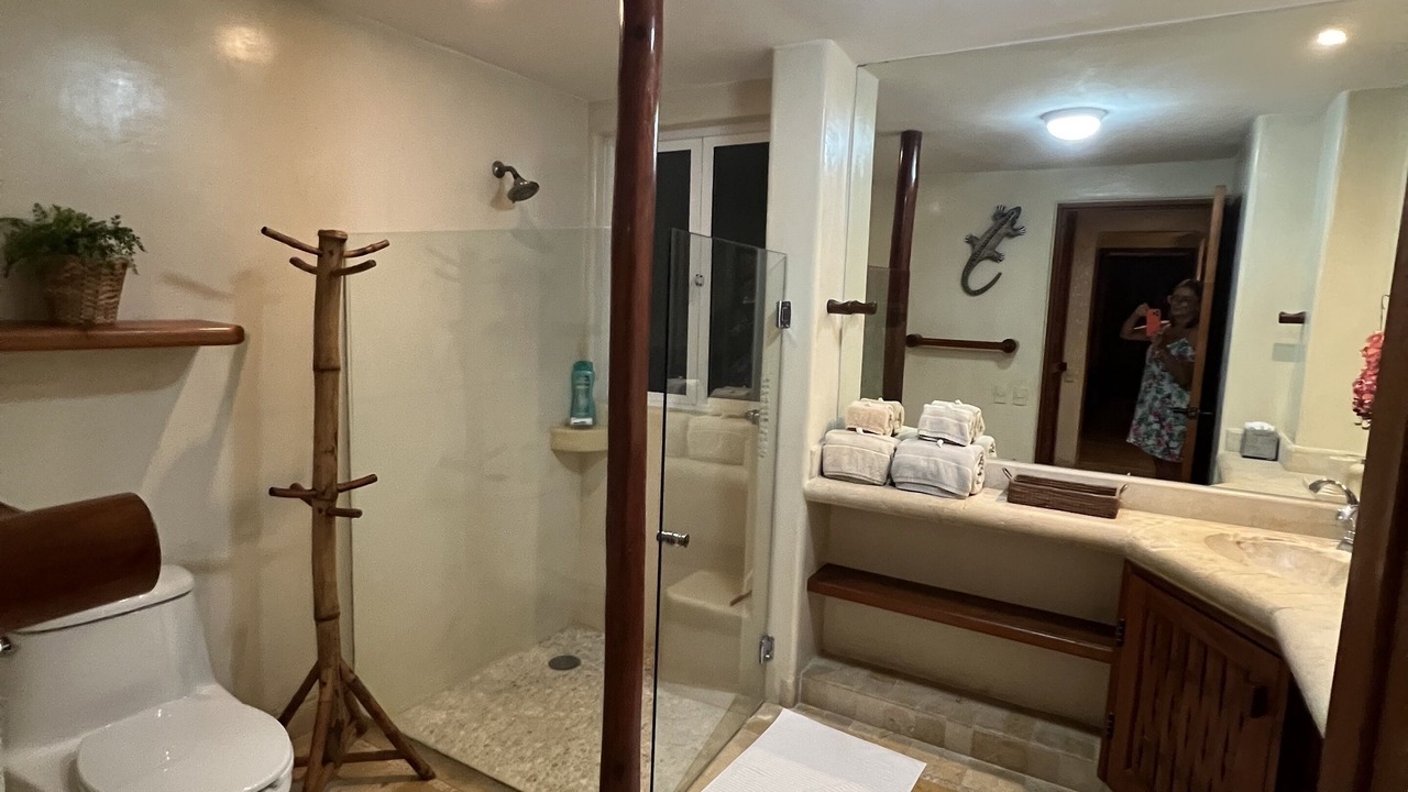 Photo of Bathroom in Ixtapa - Zihuatanejo