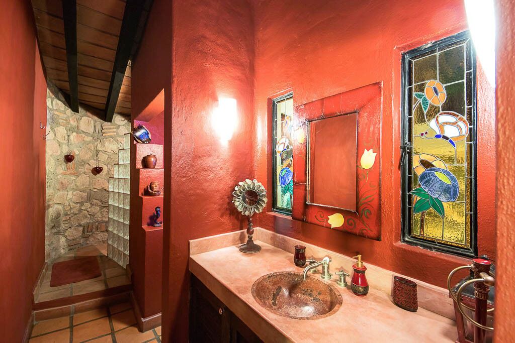 Photo of Bathroom in South Shore Hotel Area