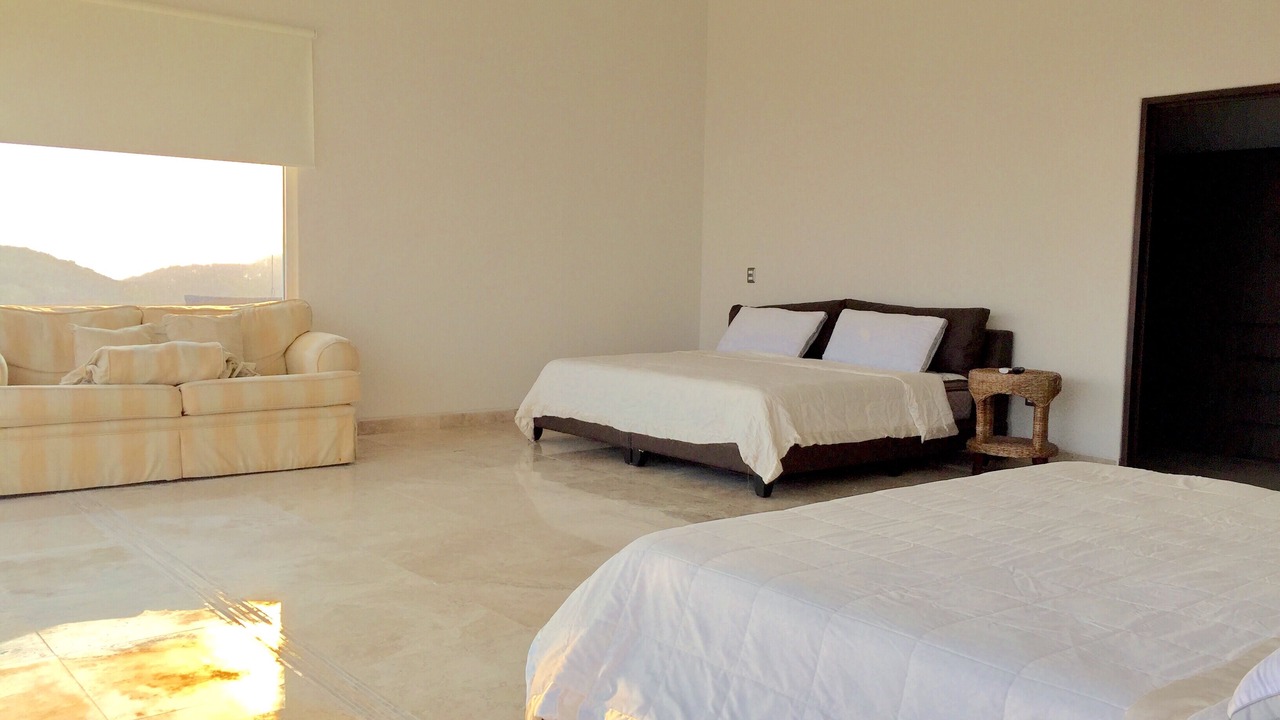 Photo of Bedroom in Puerto Marques