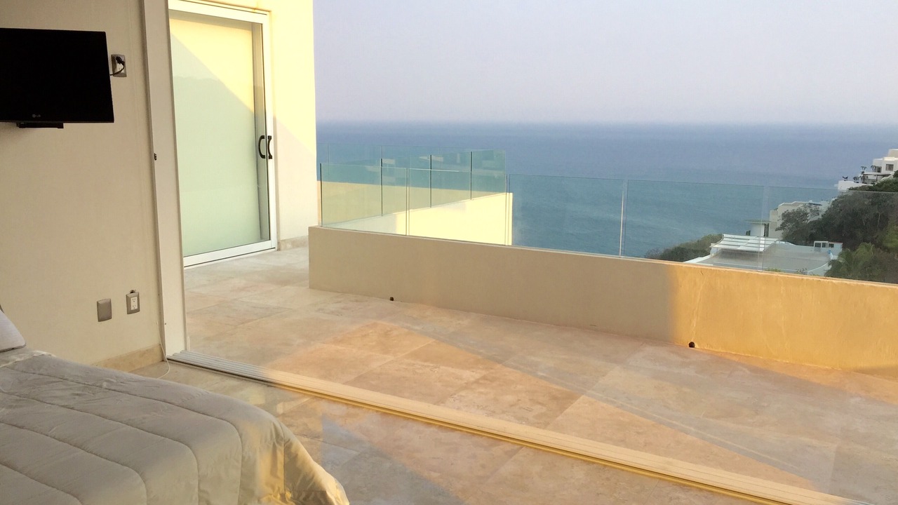 Photo of Bedroom in Puerto Marques