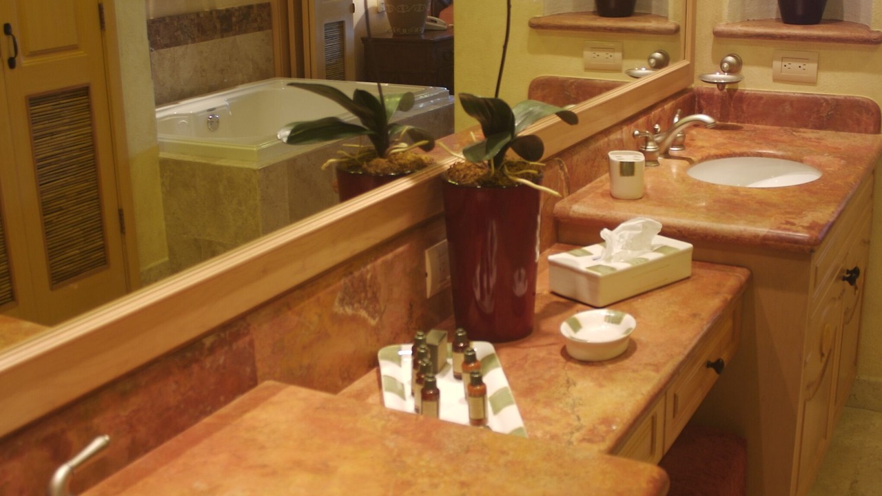 Photo of Bathroom in Flamingos