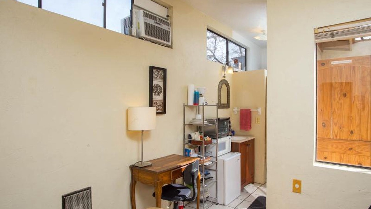 Photo of Bedroom in Feldman's
