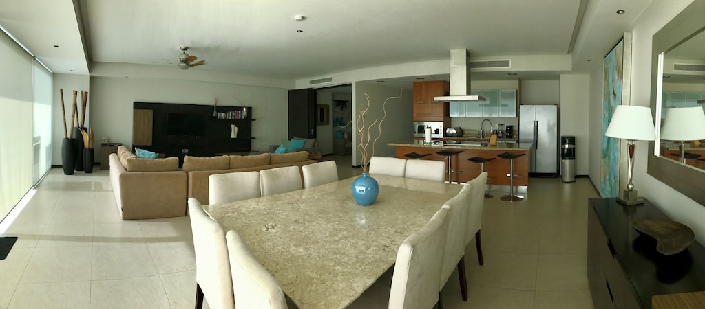 Photo of Livingroom in North Hotel Zone