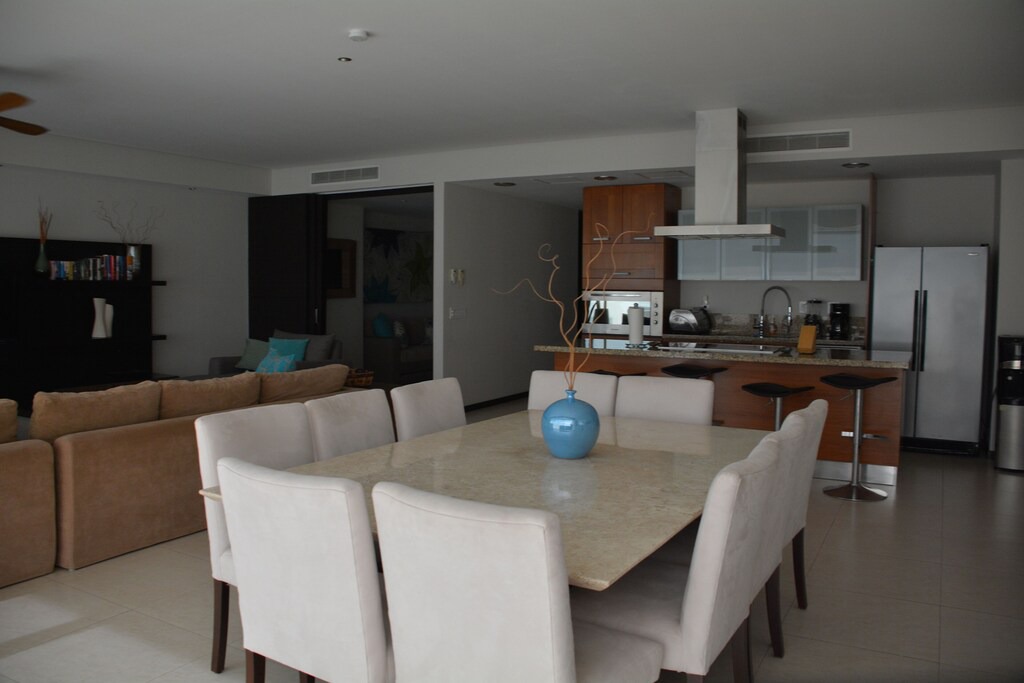 Photo of Livingroom in North Hotel Zone
