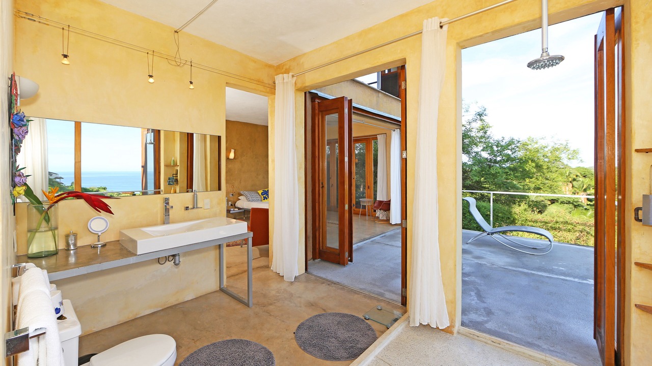 Photo of Bathroom in North End