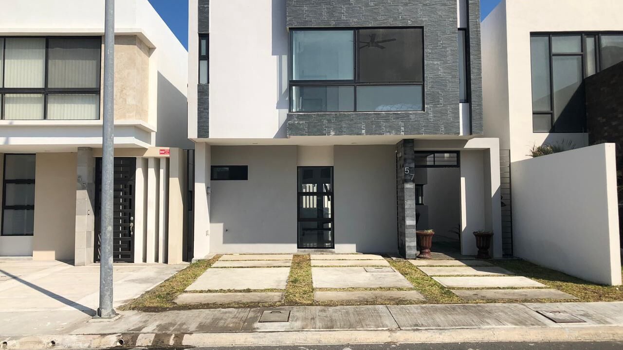 Photo of Outdoor in Anton Lizardo
