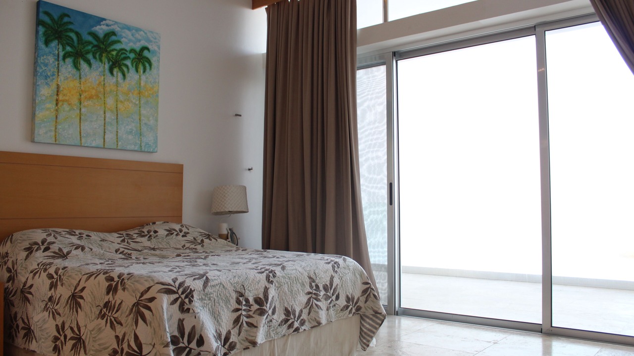 Photo of Bedroom in Miramar