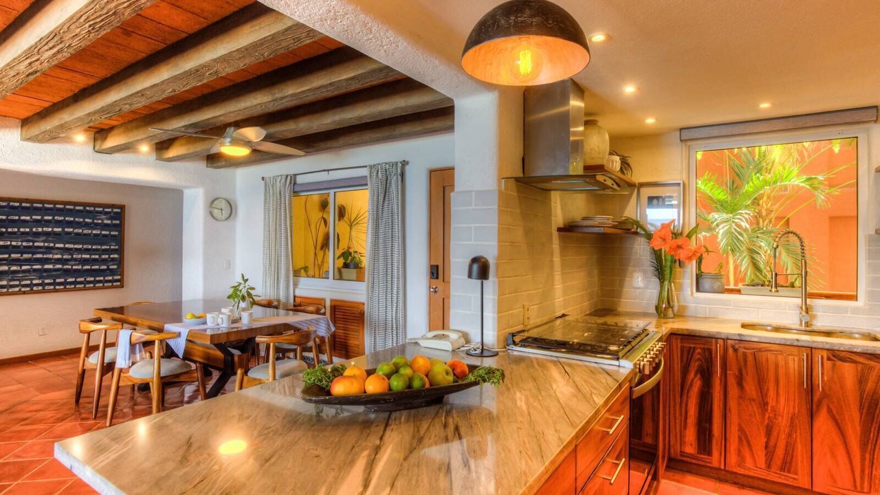 Photo of Kitchen in South Shore Hotel Area
