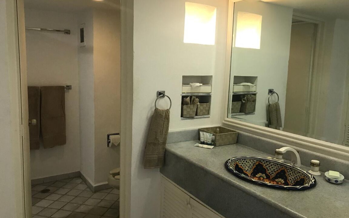 Photo of Bathroom in South Hotel Zone