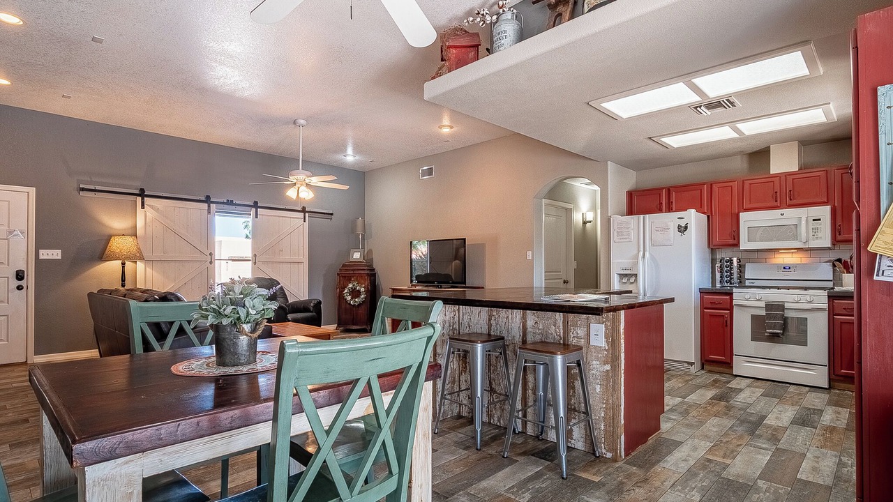 Photo of Kitchen in Desert Foothills