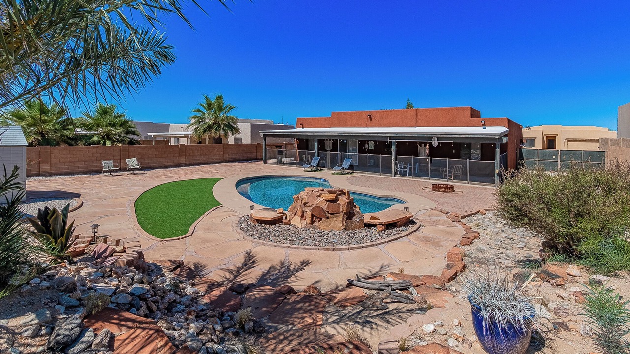 Photo of Outdoor in Desert Foothills