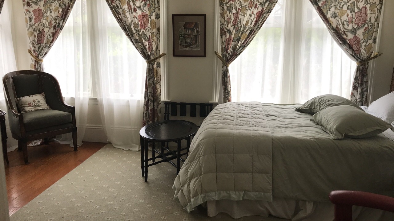 Photo of Bedroom in Pacific Heights