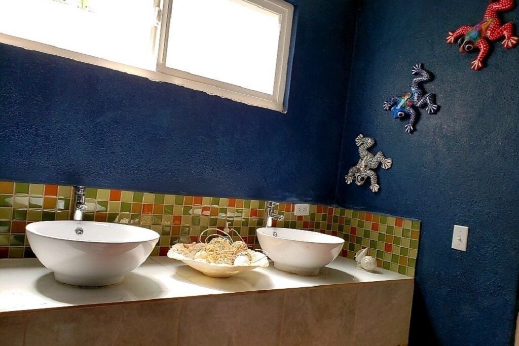 Photo of Bathroom in La Joya