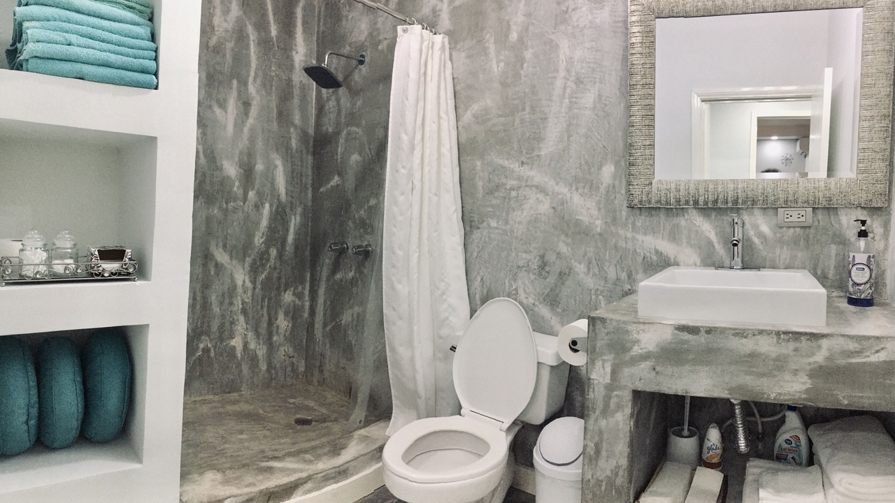Photo of Bathroom in Penasco