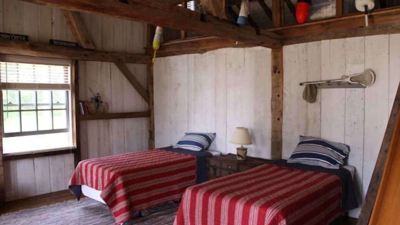 Photo of Bedroom in Vinalhaven