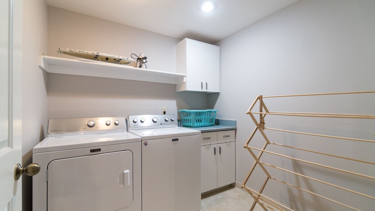 Photo of Bedroom in Depoe Bay