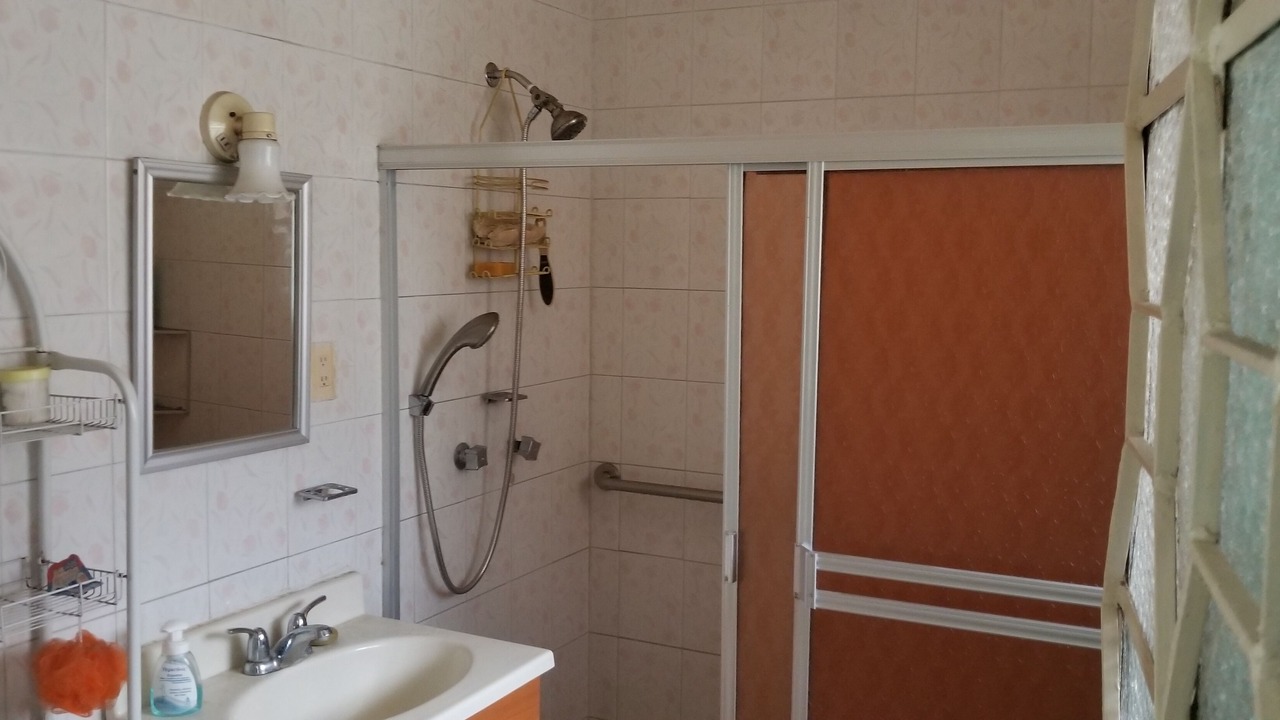 Photo of Bathroom in Guadalajara Municipality