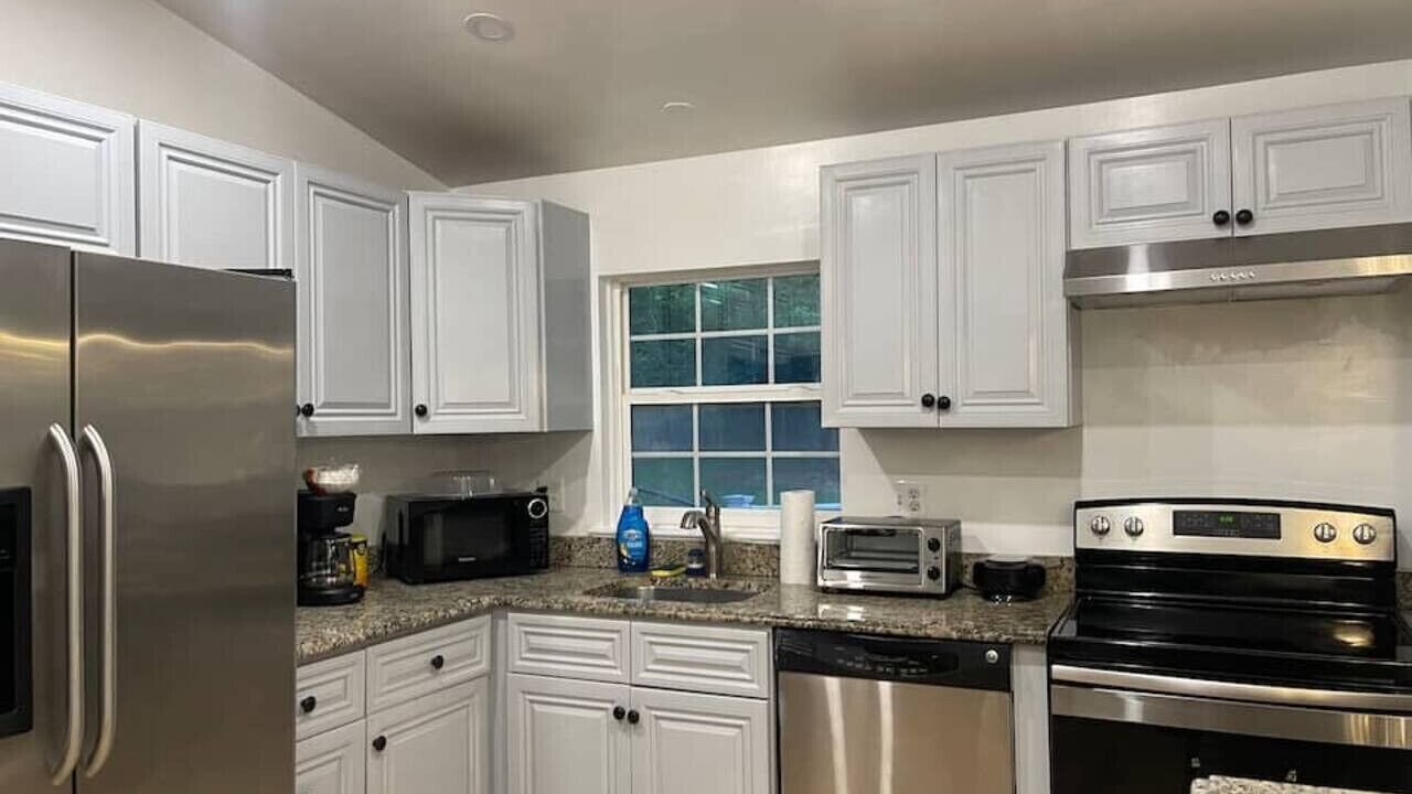 Photo of Kitchen in White Oak