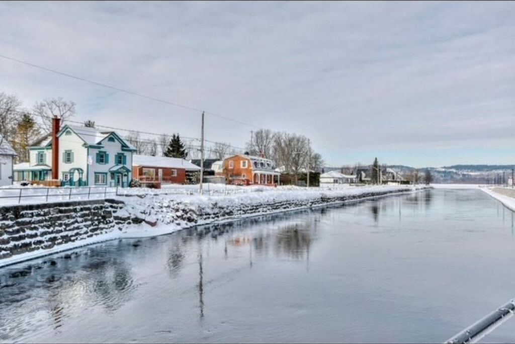 Photo of Others in Grenville