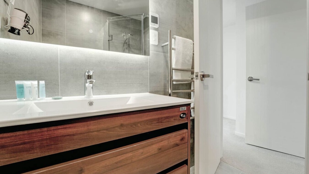 Photo of Bathroom in Takapuna