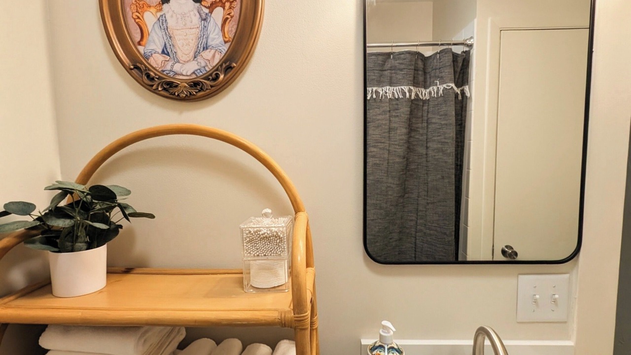 Photo of Bathroom in Linden Hills