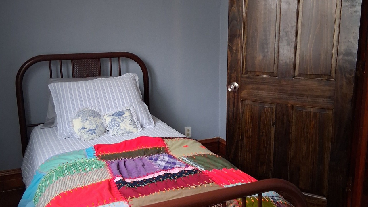 Photo of Bedroom in Greenbrier River
