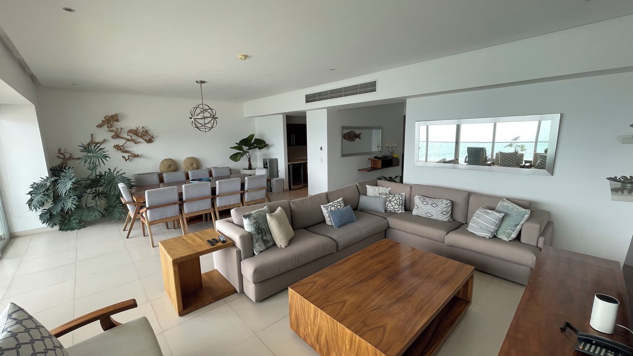 Photo of Livingroom in North Hotel Zone