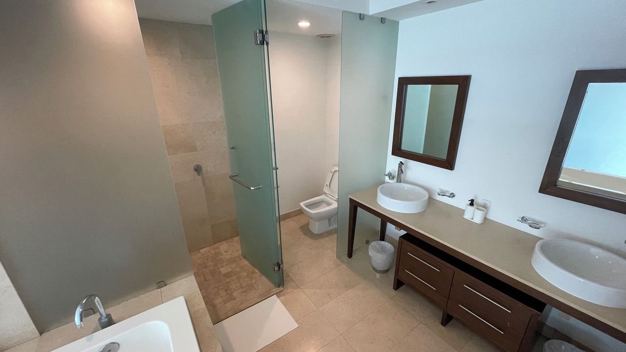 Photo of Bathroom in North Hotel Zone