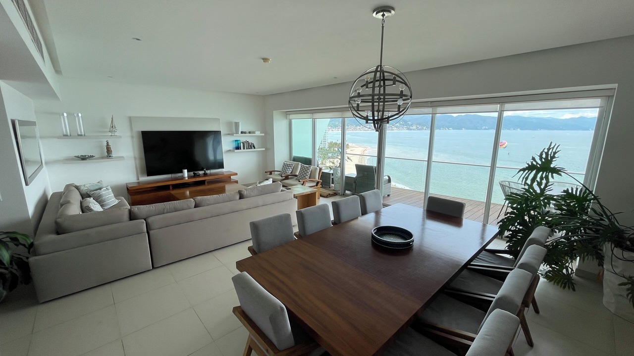 Photo of Livingroom in North Hotel Zone