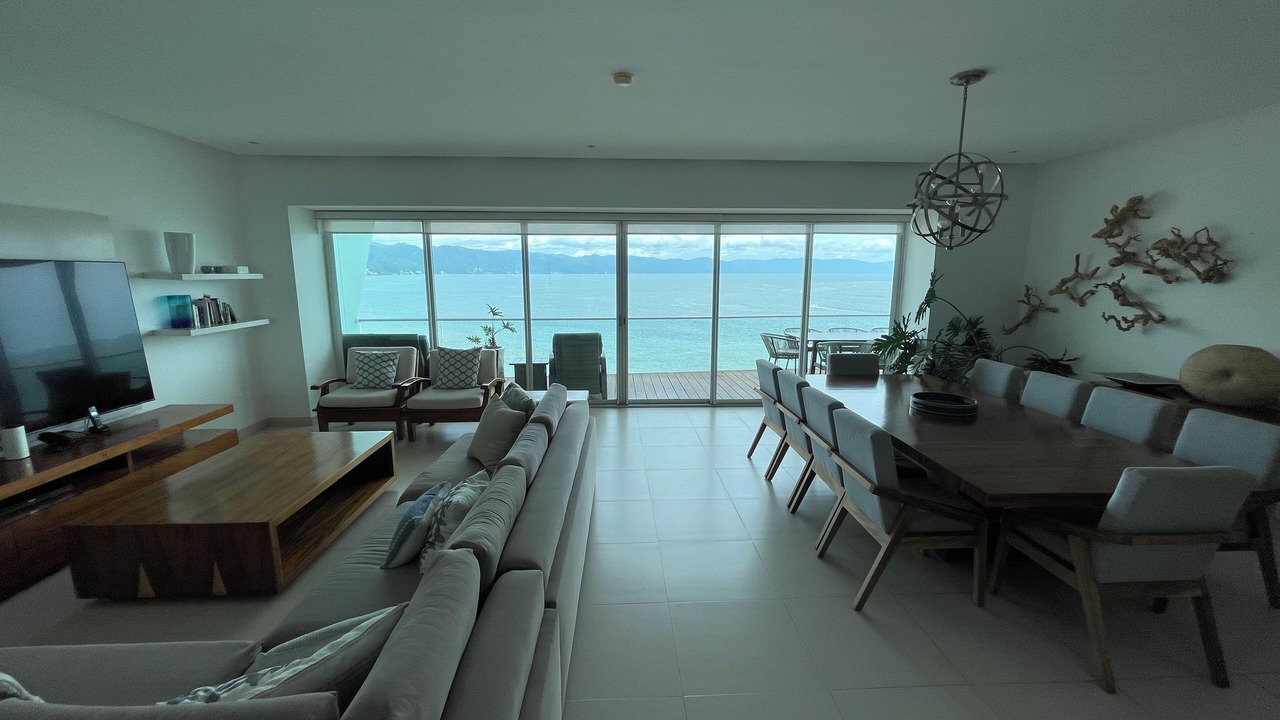 Photo of Livingroom in North Hotel Zone