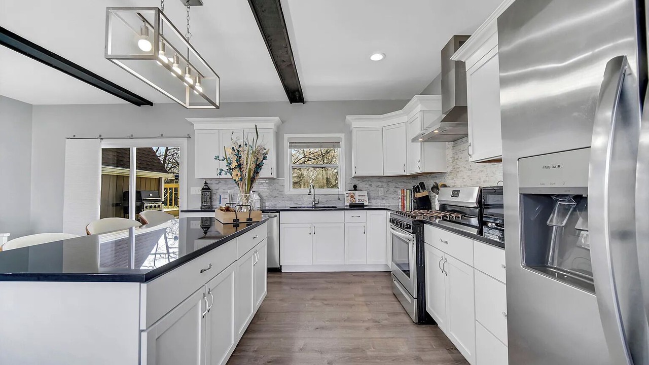 Photo of Kitchen in Cedar Lake