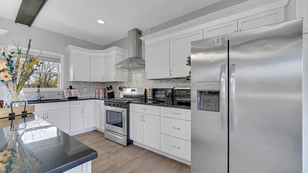 Photo of Kitchen in Cedar Lake